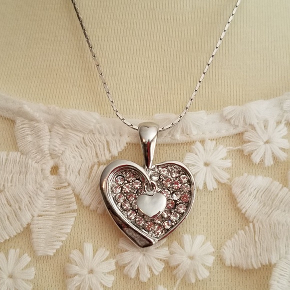 Glam Girl Fashion Jewelry - NWT Crystal Heart Pendant Necklace